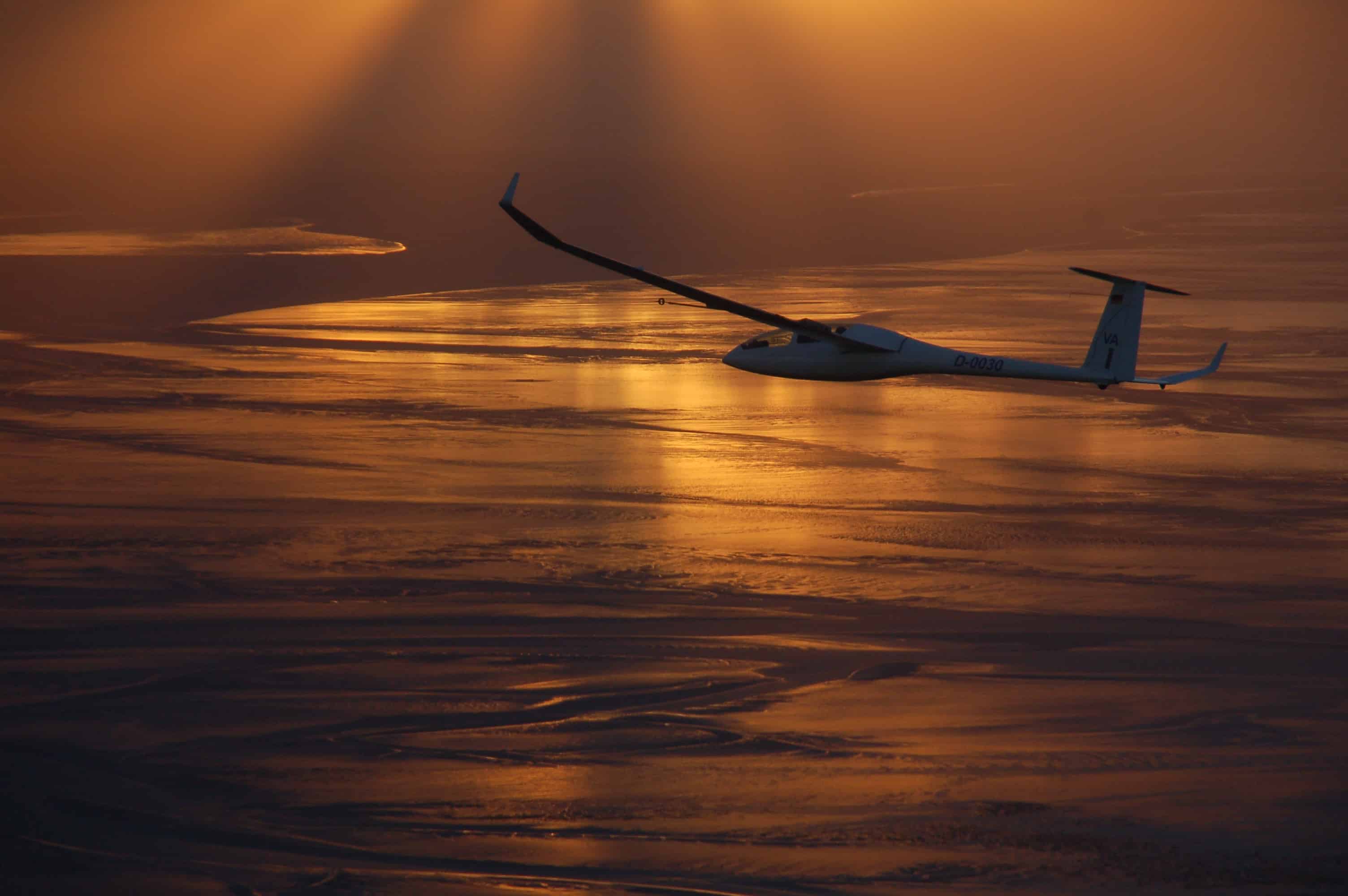 Wenn ein Flugzeug geht, kommt ein anderes dazu.